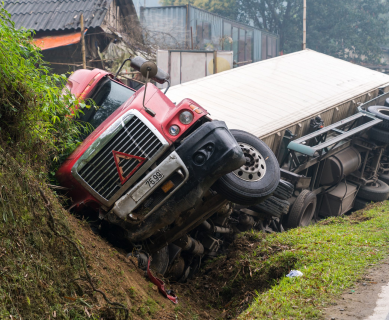 Truck Accidents - Zayouna Law Firm 
